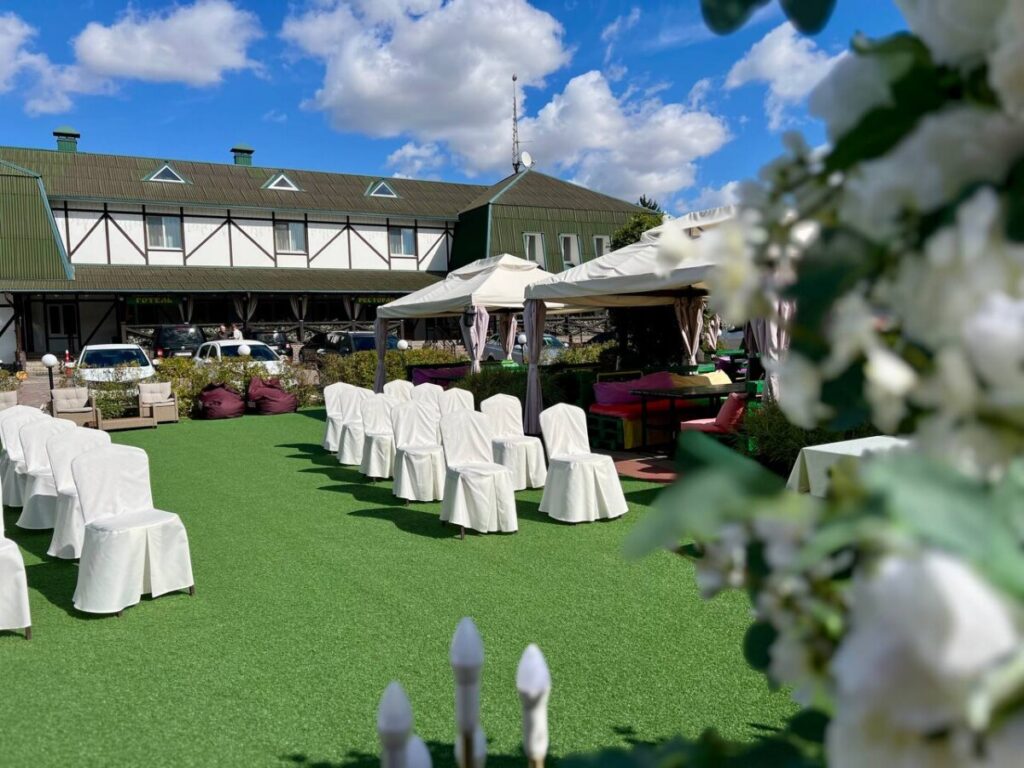 Корпоративи у Вересні: Як Розпочати Бізнес-сезон із Новою Енергією та Командним Духом