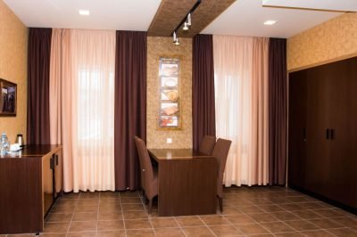 Hotel Suite