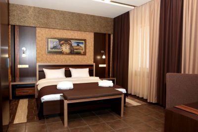 Hotel Suite